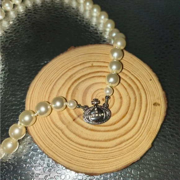 Vivienne Westwood Silver Pendant Pearl Necklace